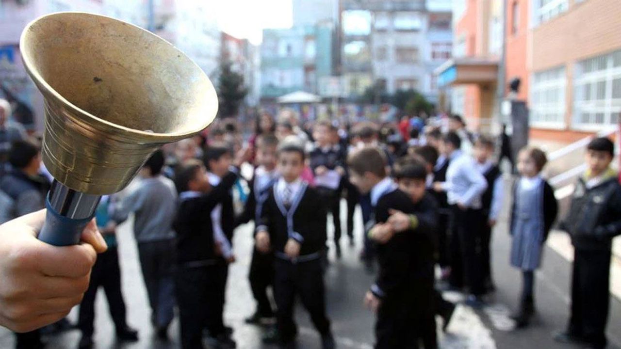 Ara tatil sona erdi: Yarın ders zili çalıyor!