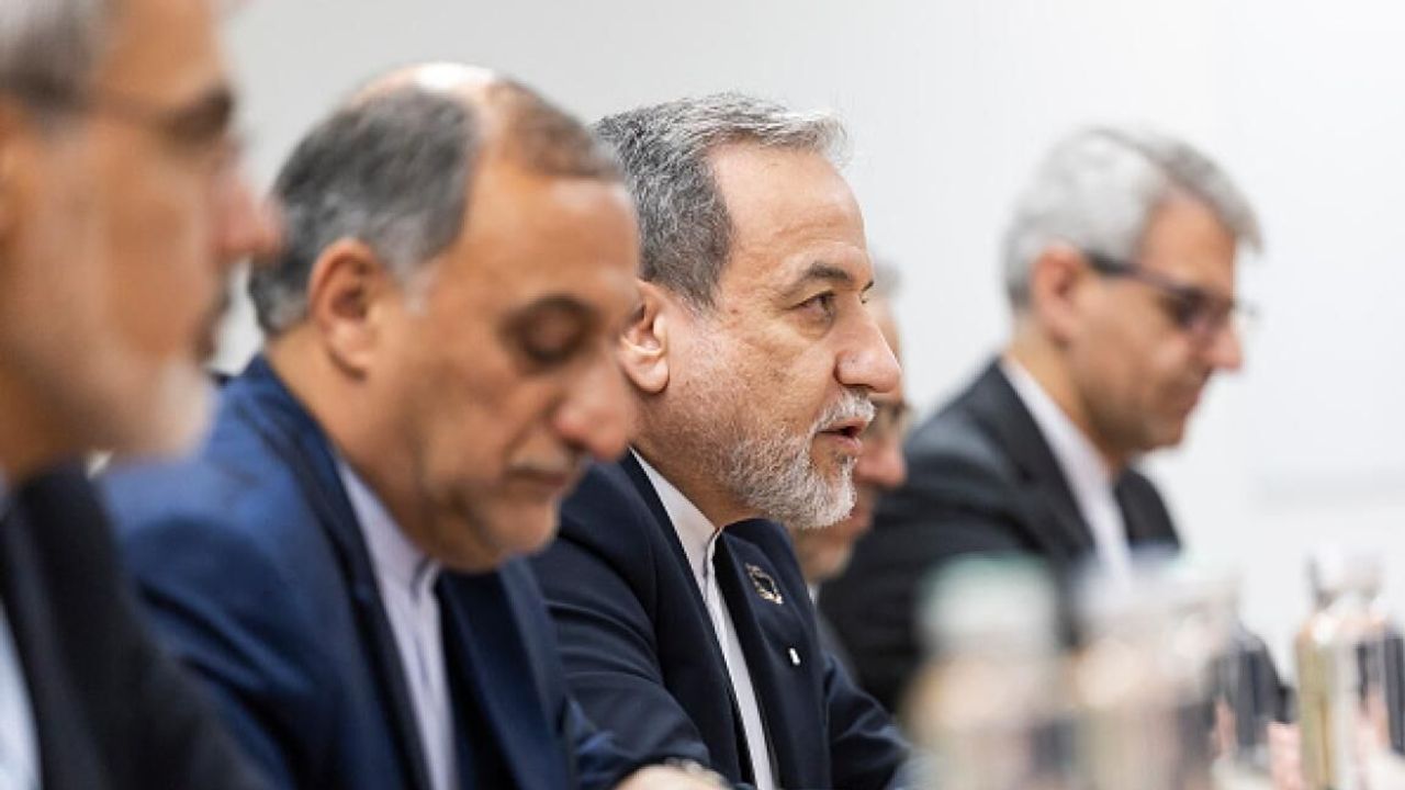 İran Pakistan'daki müzakerelere katılacak mı?