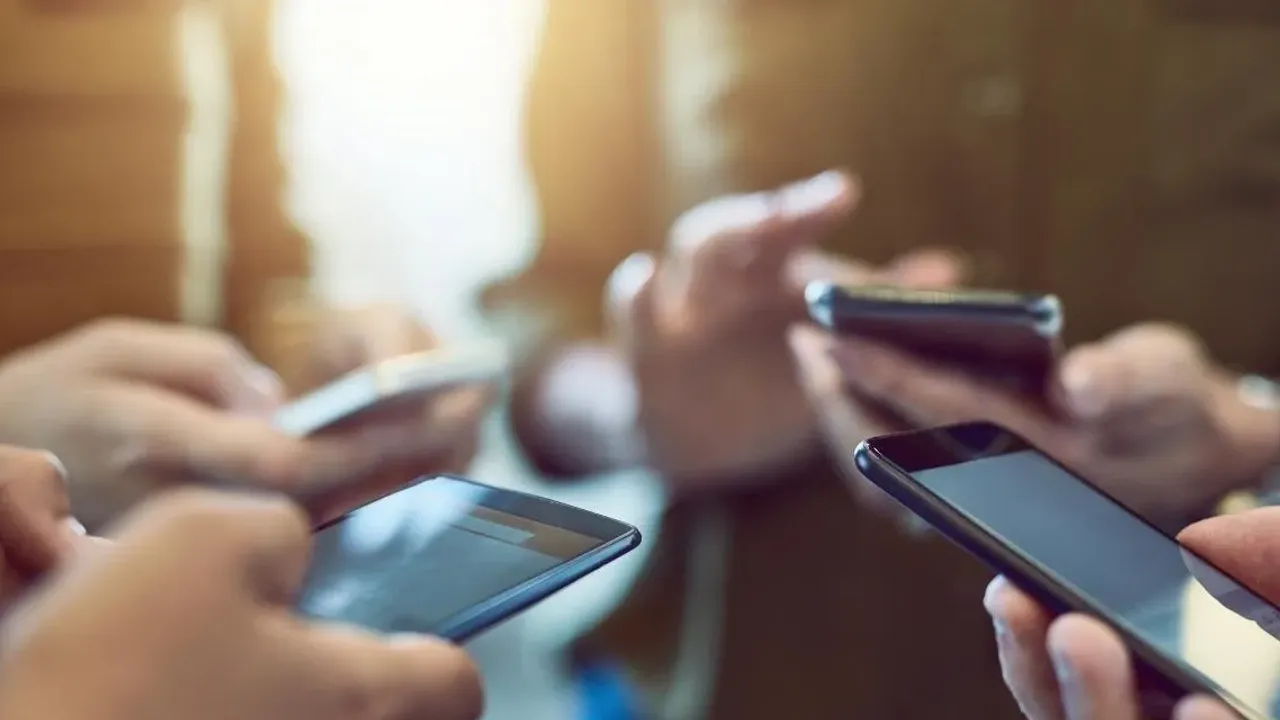 Cep telefonu, bilgisayar fiyatları da uçacak