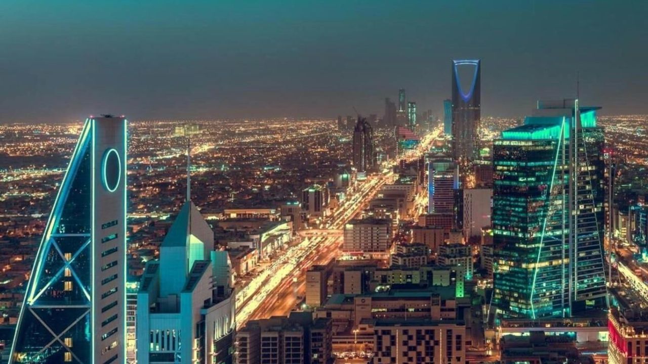 ABD'den personeline: Suudi Arabistan'ı terk edin