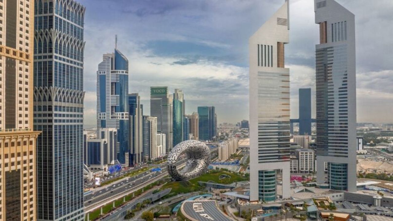 Dubai rüyası bitti, emlak piyasası çöktü