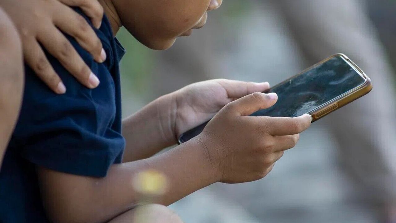 Bir Asya ülkesi çocuklar için sosyal medya yasağını yürürlüğe soktu