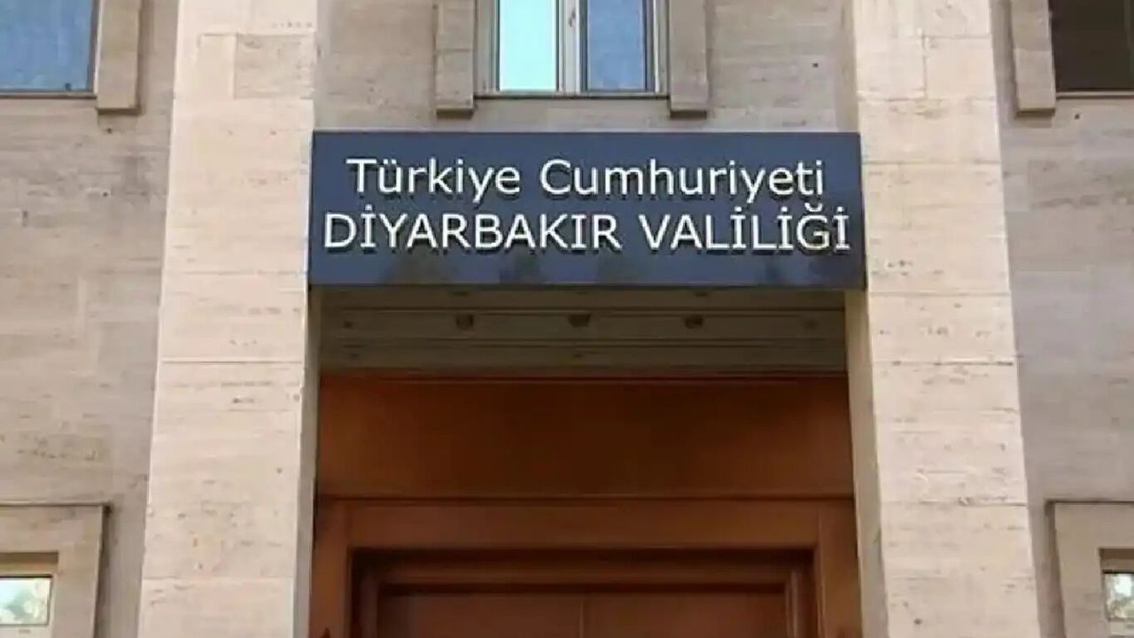 Diyarbakır Valiliği'nden yol kenarına bırakılan EYP'nin patlamasına ilişkin açıklama!