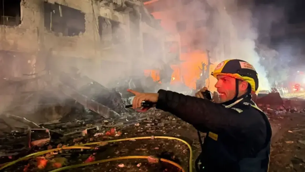 israilli gazeteci: İran israilin stratejik yıkımını başlattı