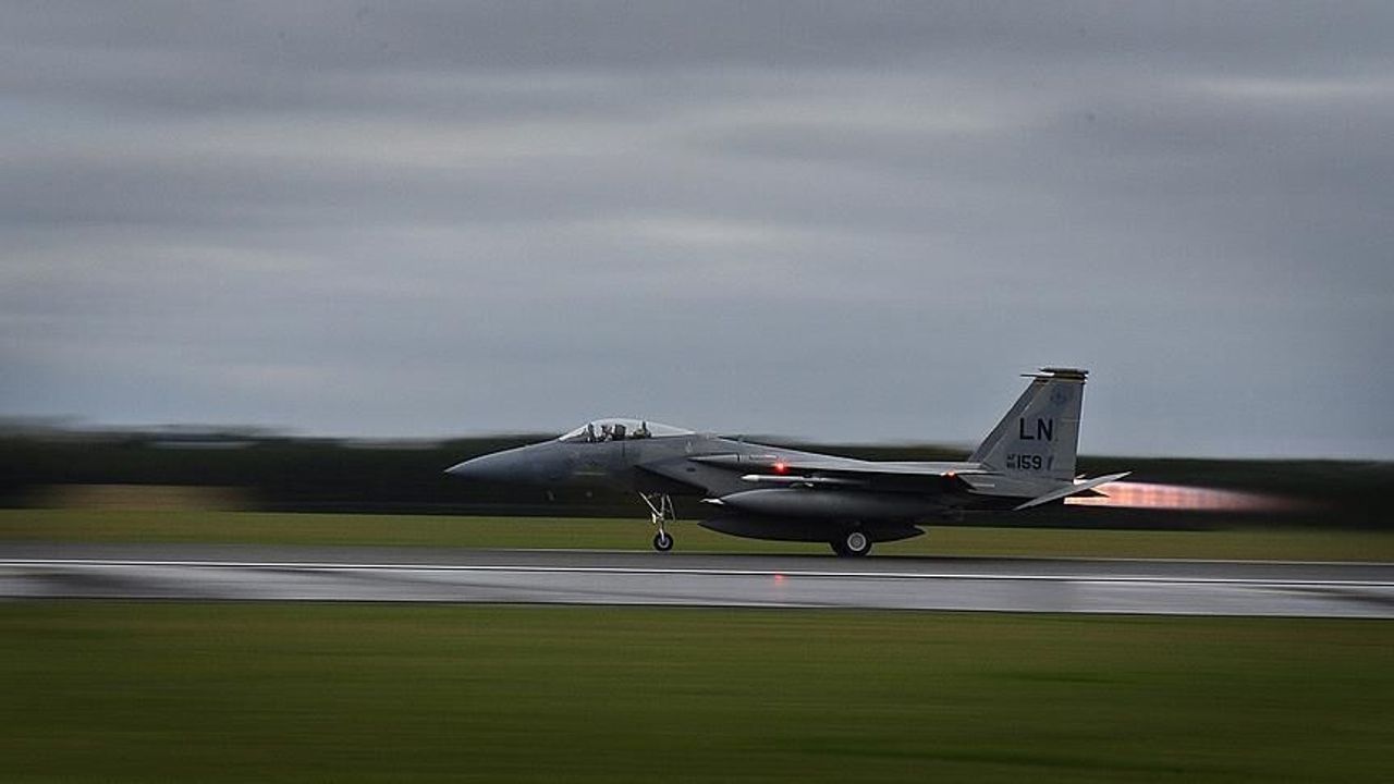 İran duyurmuştu: ABD itiraf etti! Savaş uçağı acil iniş yaptı