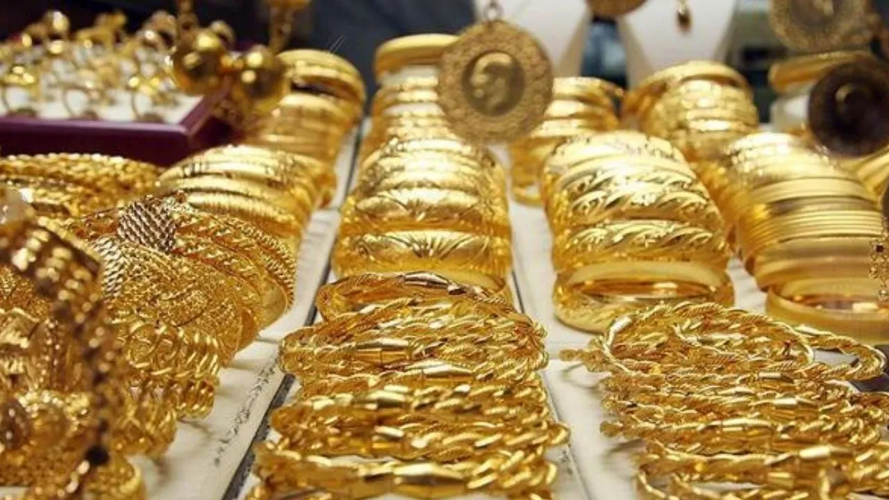 Altında kayıp büyük