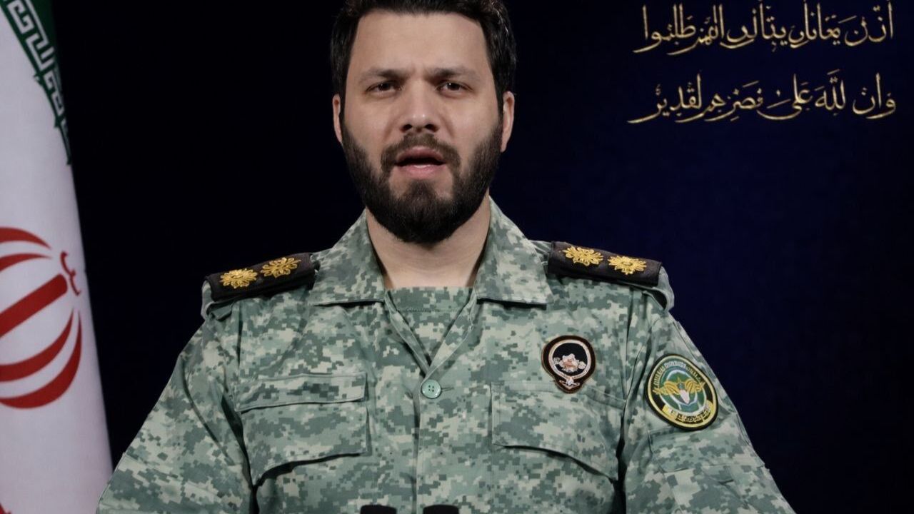 İran: Gelecek ABD askerlerini köpekbalıklarına yem ederiz