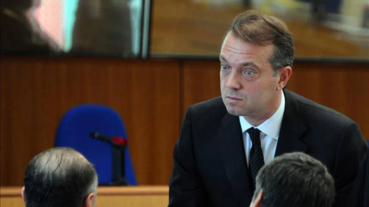 Cem Uzan'ın 68 milyar dolarlık tazminat davası karara bağlandı