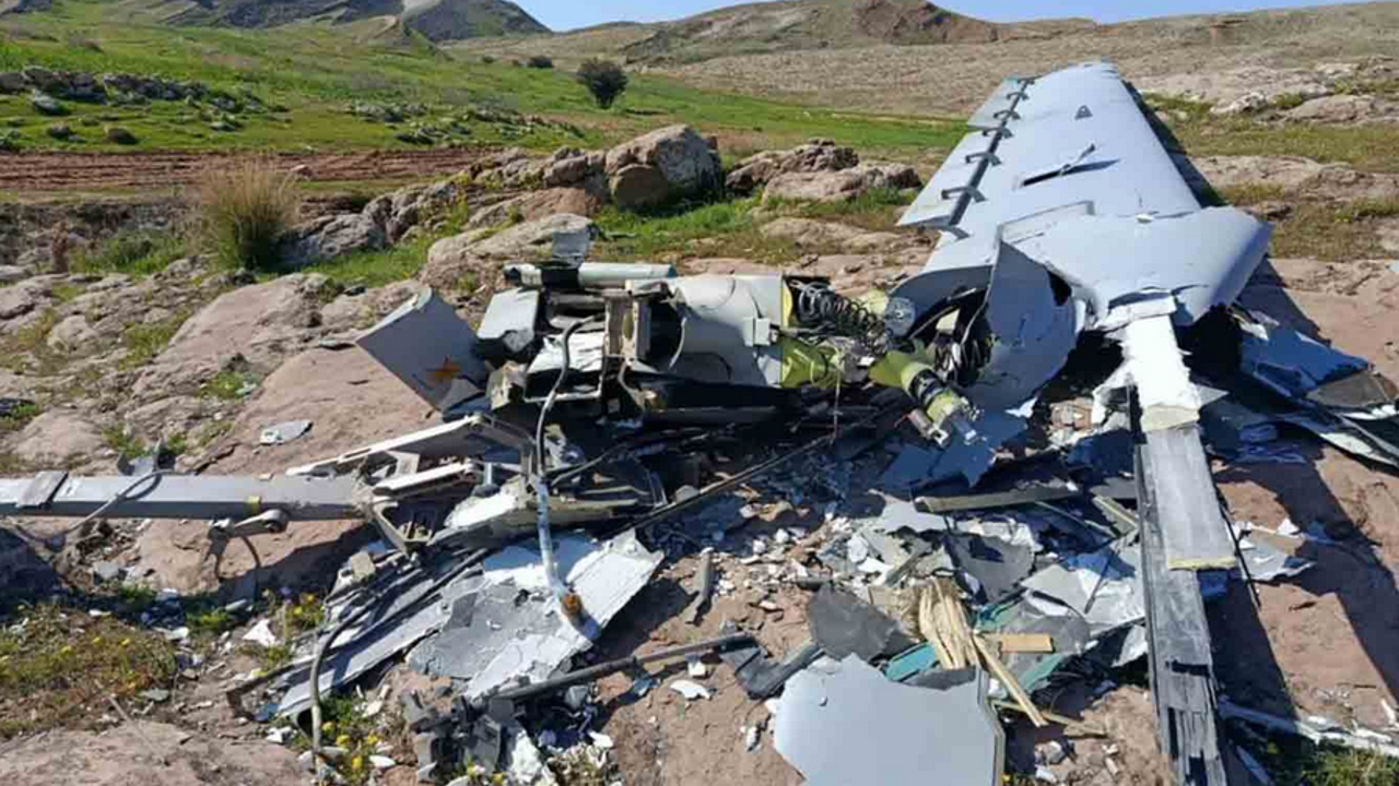 İran açıkladı: Düşman İHA'ları imha edildi!