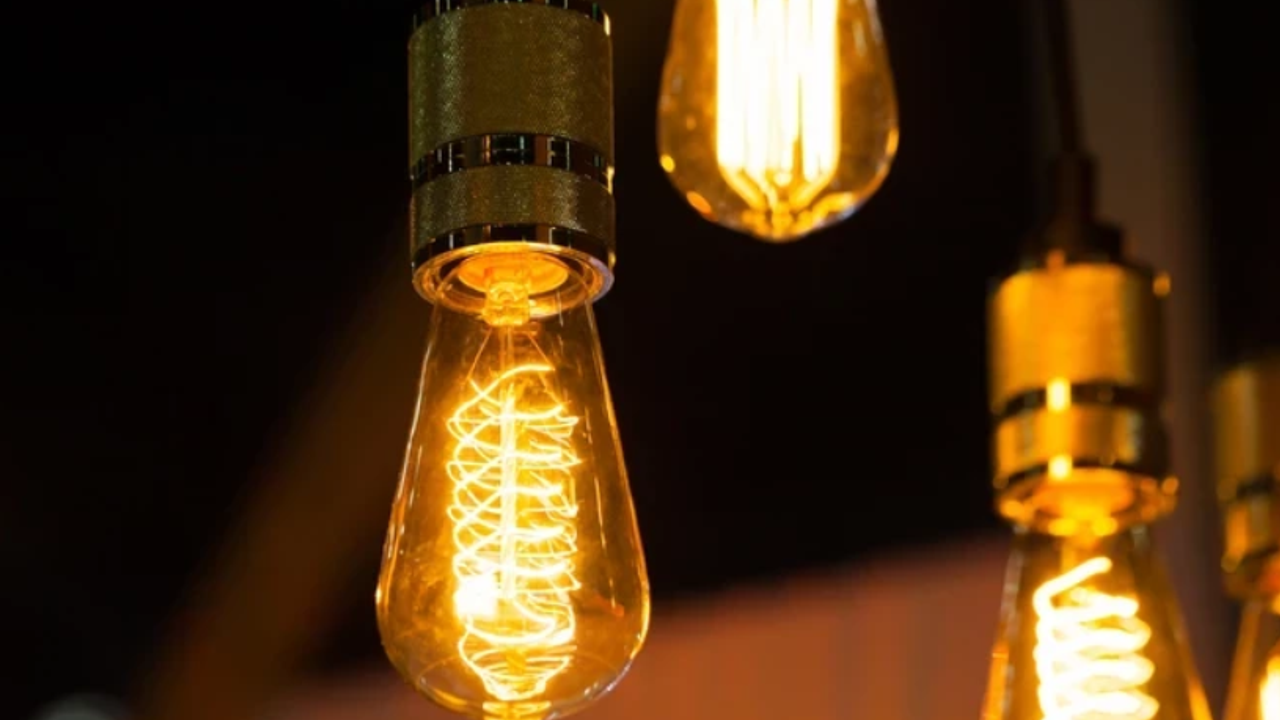 Hangi ilçelerde elektrik kesintisi var, kaç saat sürecek? 13 Mart 2026 UEDAŞ Bursa elektrik kesintisi sorgulama