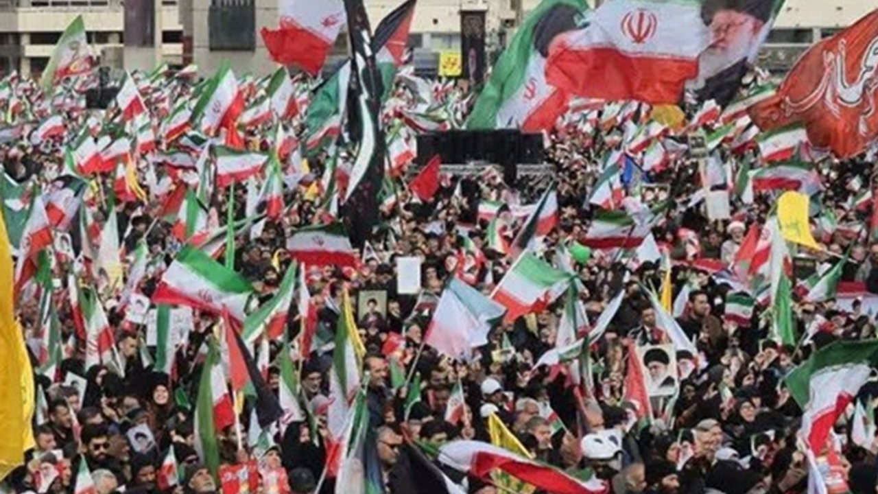 İran halkından Kudüs Günü yürüyüşüne yoğun katılım!