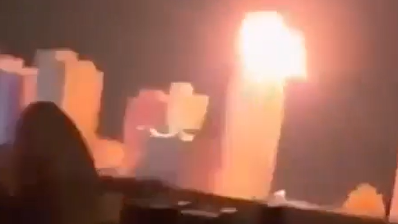 İran merkez bankası'nı vuran ABD'ye misilleme! Banka alev aldı