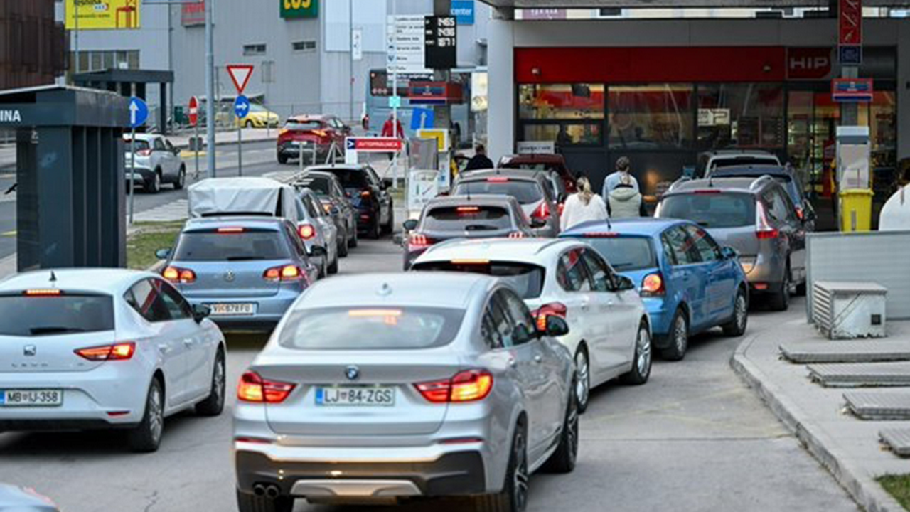 Slovenya'da akaryakıt satışına kısıtlama
