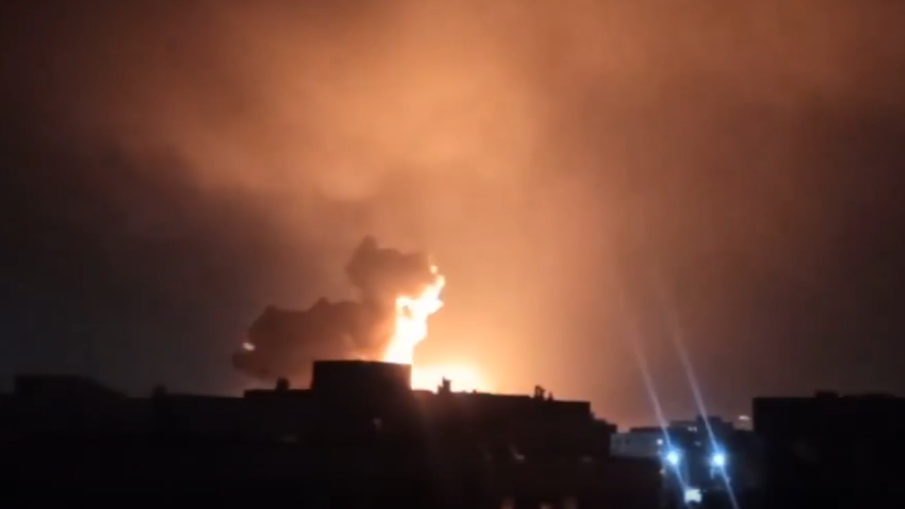 Tahran'da çok sayıda patlama meydana geldi