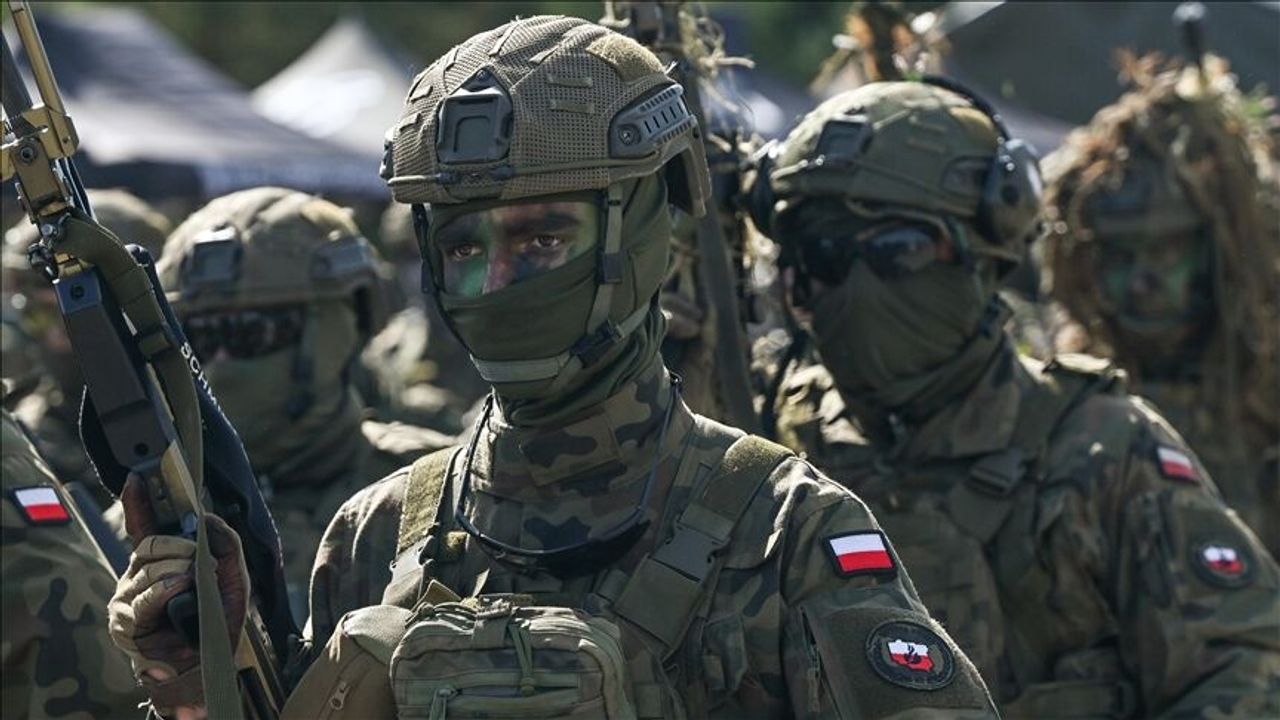 Polonya, Irak’ta görev yapan askerlerini tahliye etti!