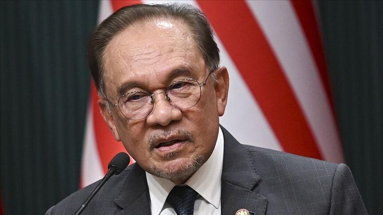 Malezya Başbakanı Enver’den İşgal Rejimine Sert İhtar!