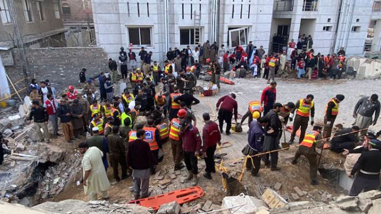 Pakistan’da Pazar Yerinde Patlama!