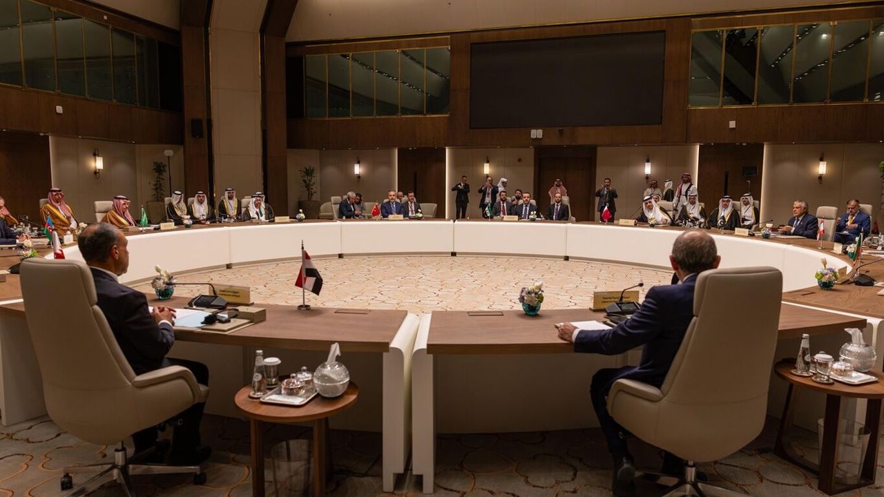 Bölge ülkeleri Riyad toplantısı sonrası ortak bildiri yayımladı!