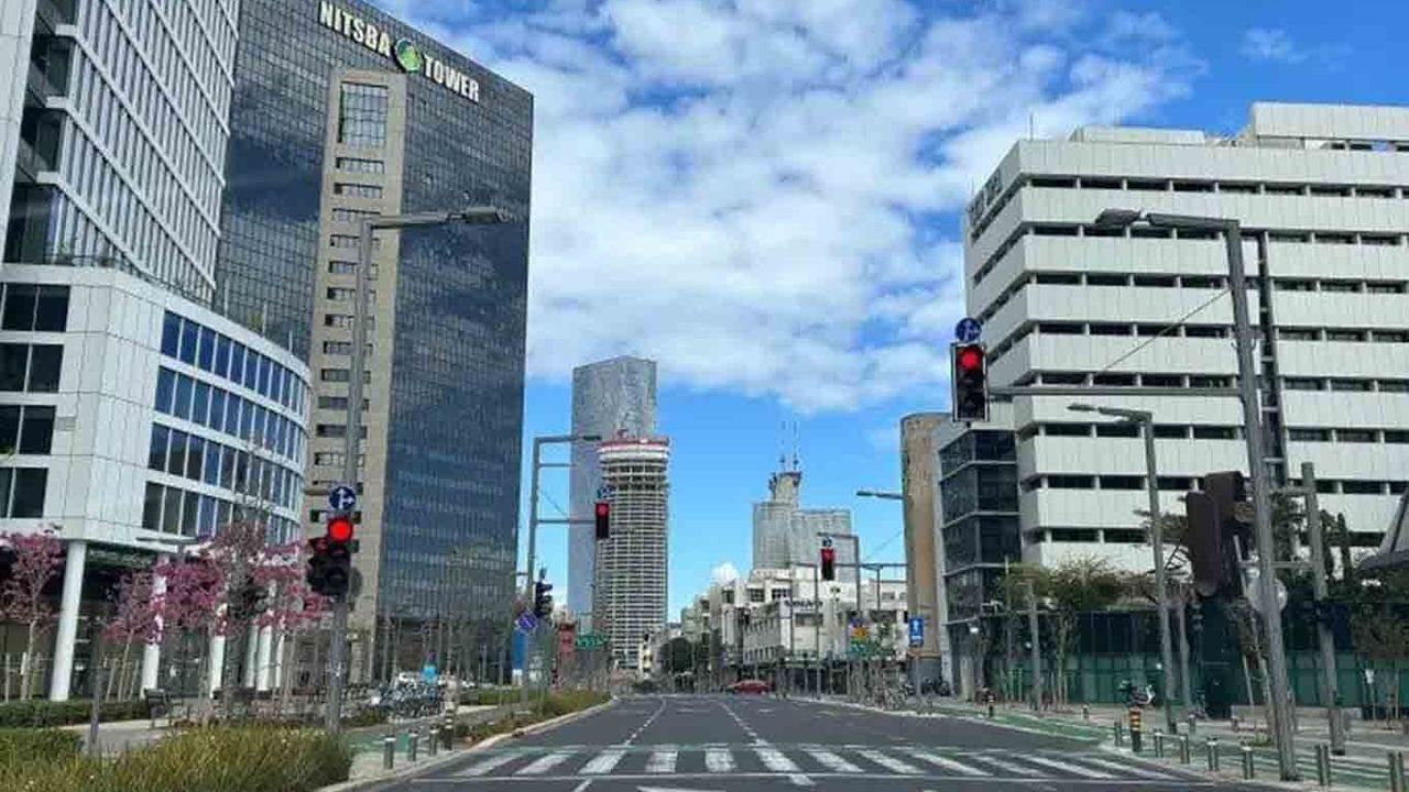 Tel Aviv sokakları boş kaldı!