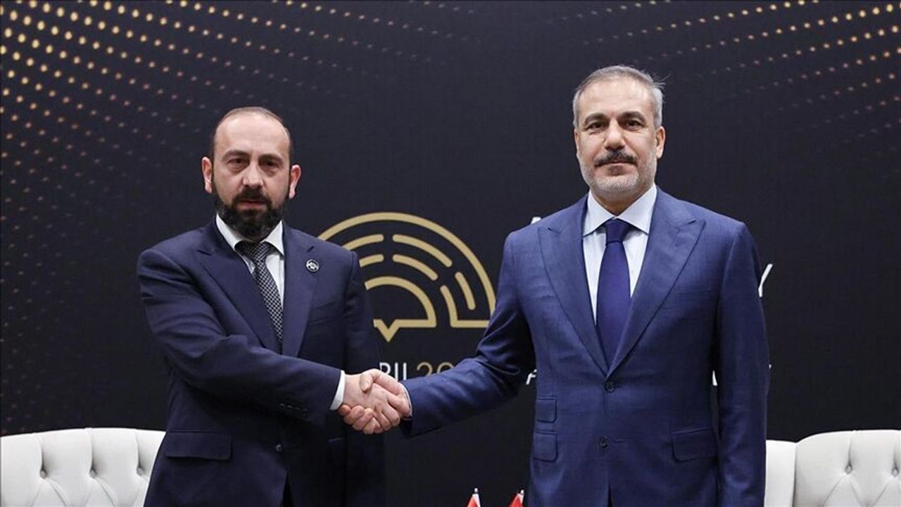 Dışişleri Bakanı Fidan, Ermenistan Dışişleri Bakanı ile görüştü!