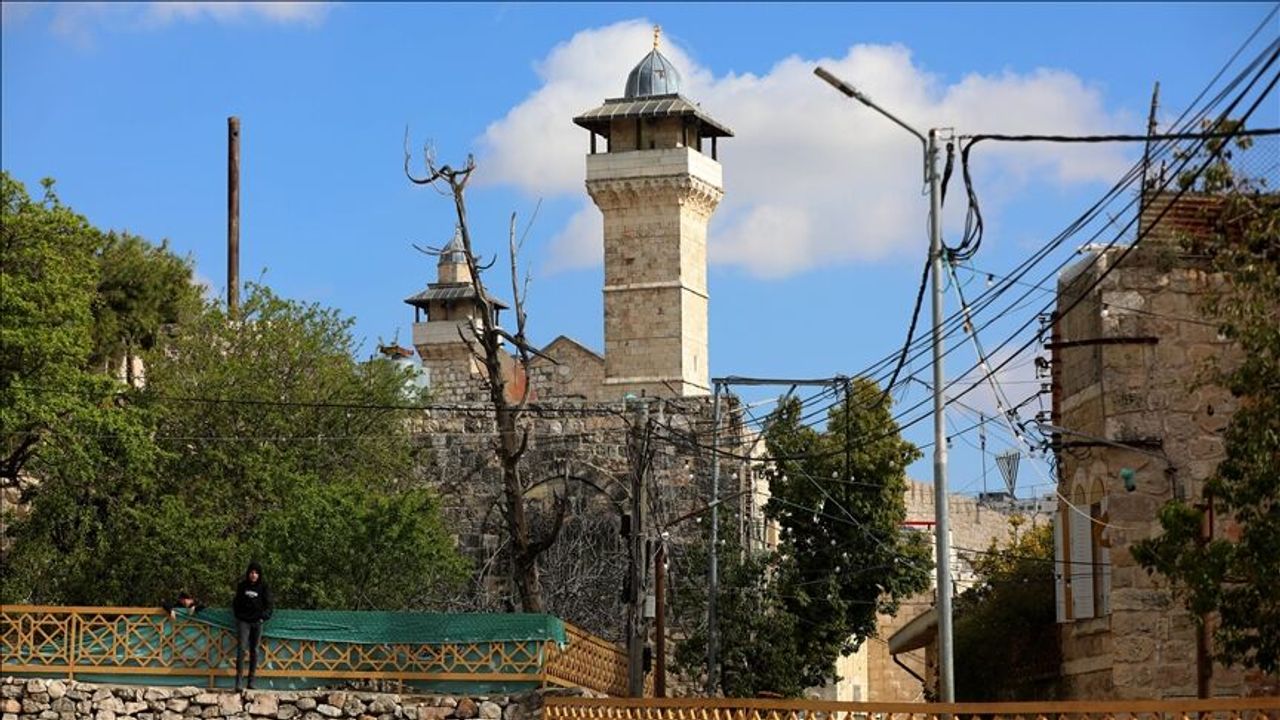 El Halil’deki Harem-i İbrahim Camisi'nde cuma namazına kısıtlama