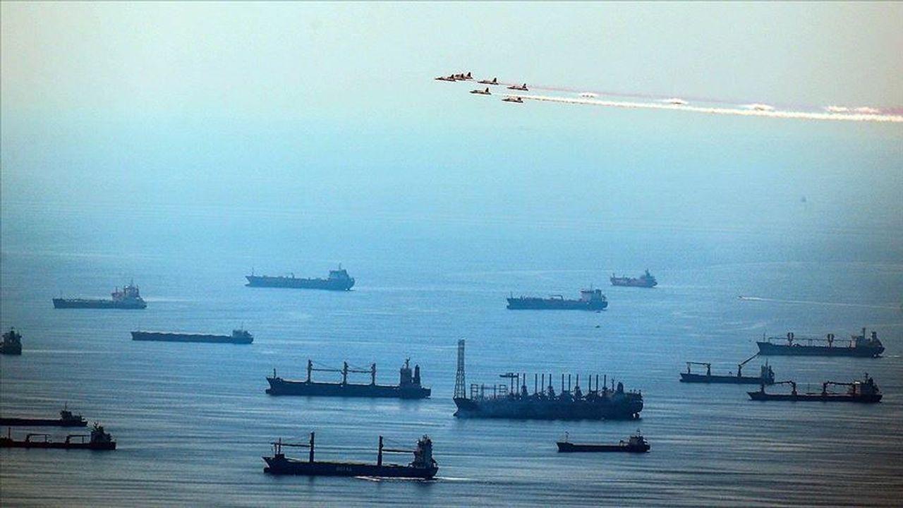 Hürmüz’de trafik durdu: Yüzlerce gemi bekliyor!