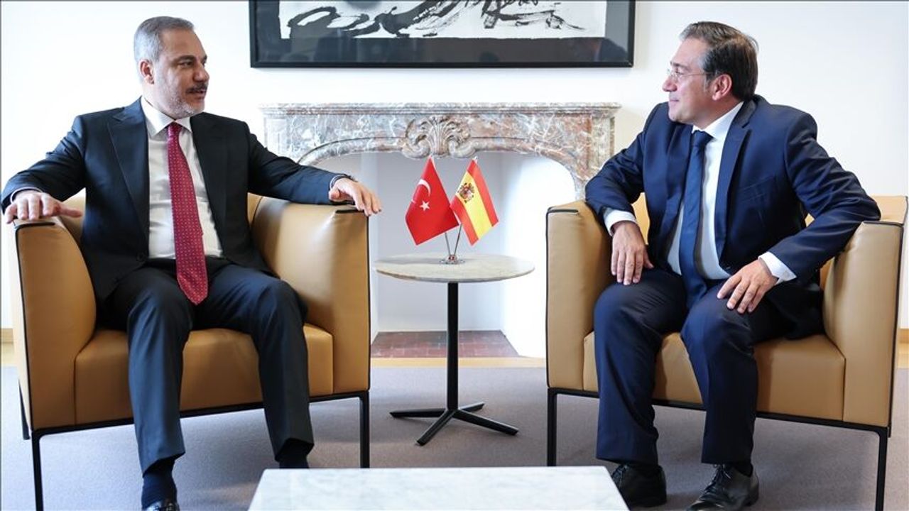 Bakan Fidan, İspanyol mevkidaşı ile görüştü!