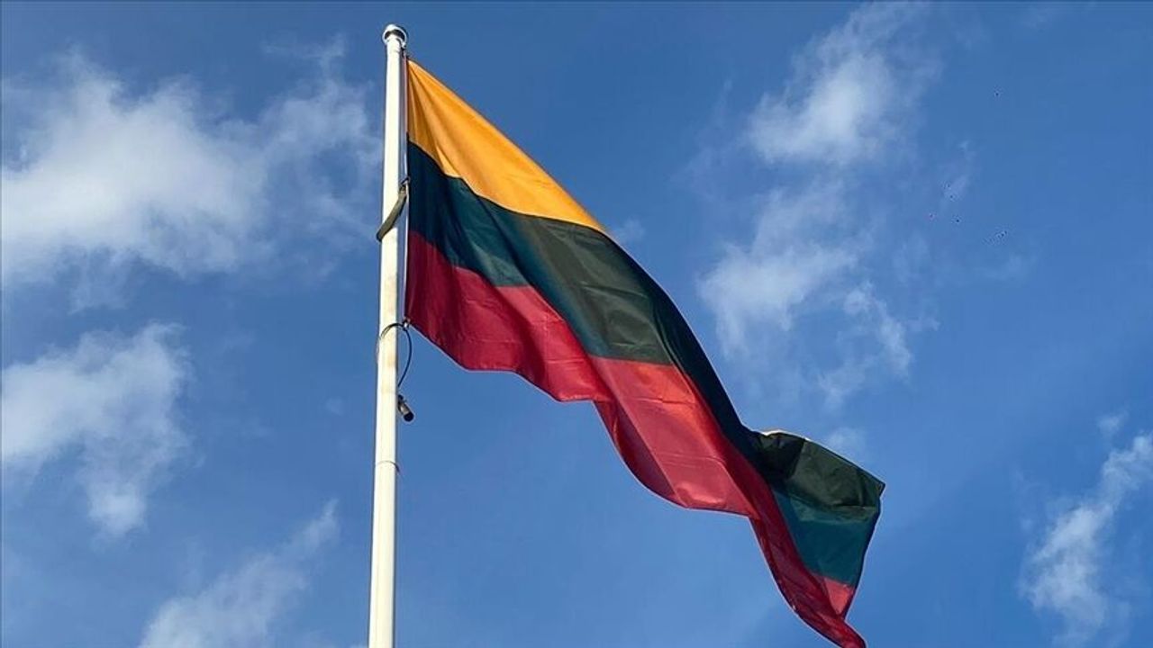 Litvanya topraklarını ABD'ye açabilir!