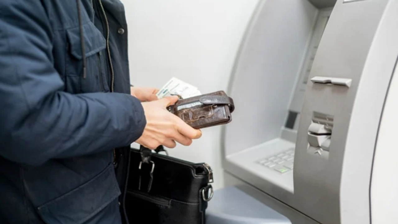 Ülkede nakit para kullanımı zorunlu hale getiriliyor