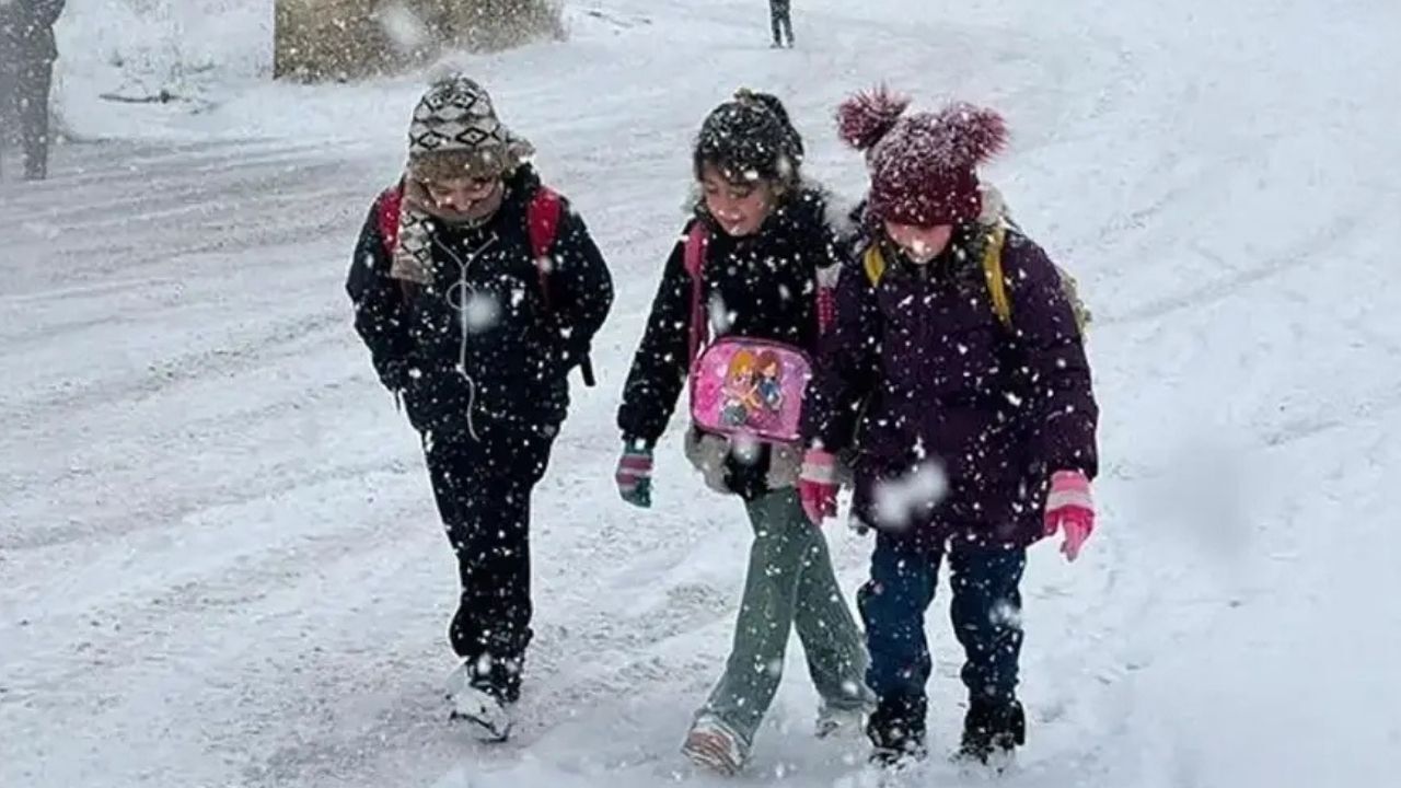 Yarın okullar tatil mi? 3 Mart 2026 tarihinde hangi illerde eğitime ara verildi?