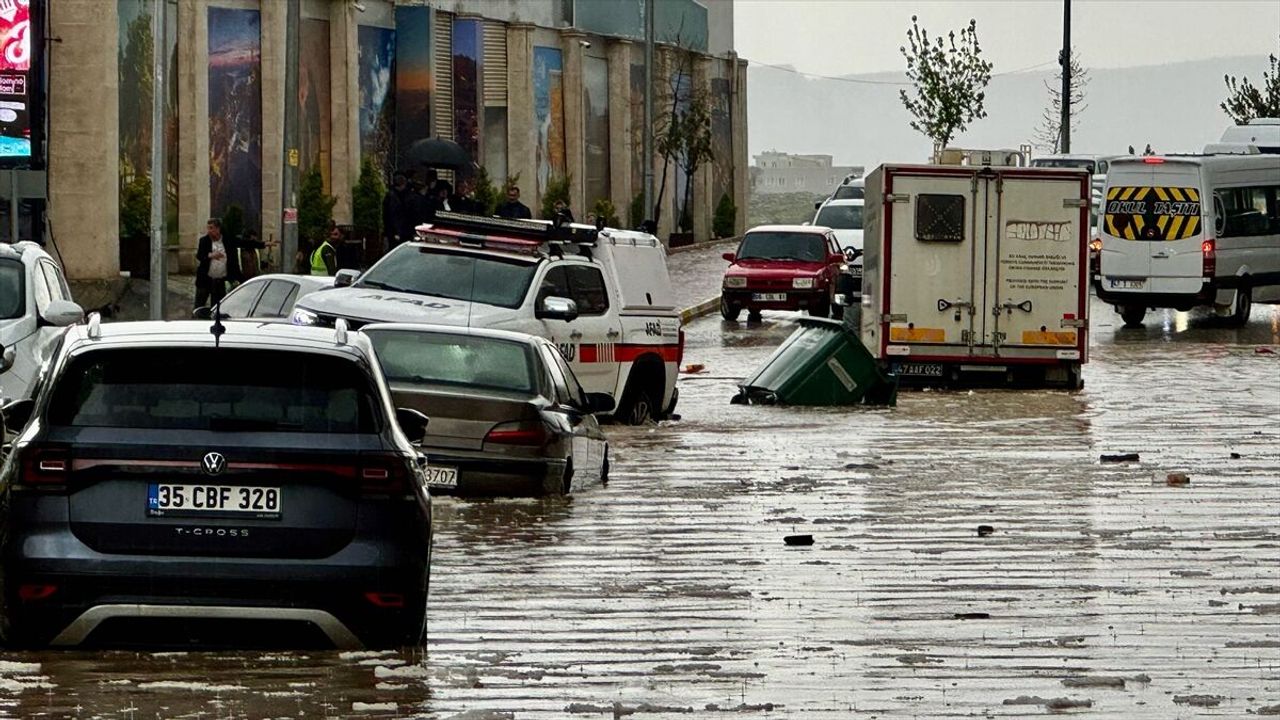Sağanak Mardin'i böyle vurdu