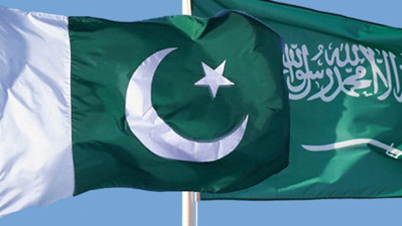 Suudi Arabistan'dan Pakistan'a 3 milyar dolarlık fon