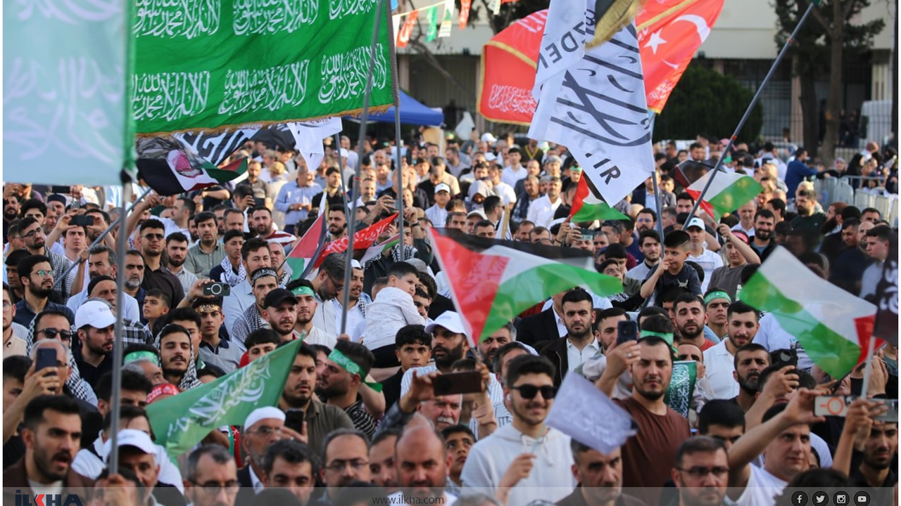 Fotoğraf kareleriyle Adana Mevlid-i Nebi coşkusu!