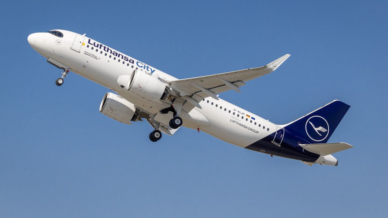 Yakıt fiyatı arttı.. 20 bin uçuş iptal