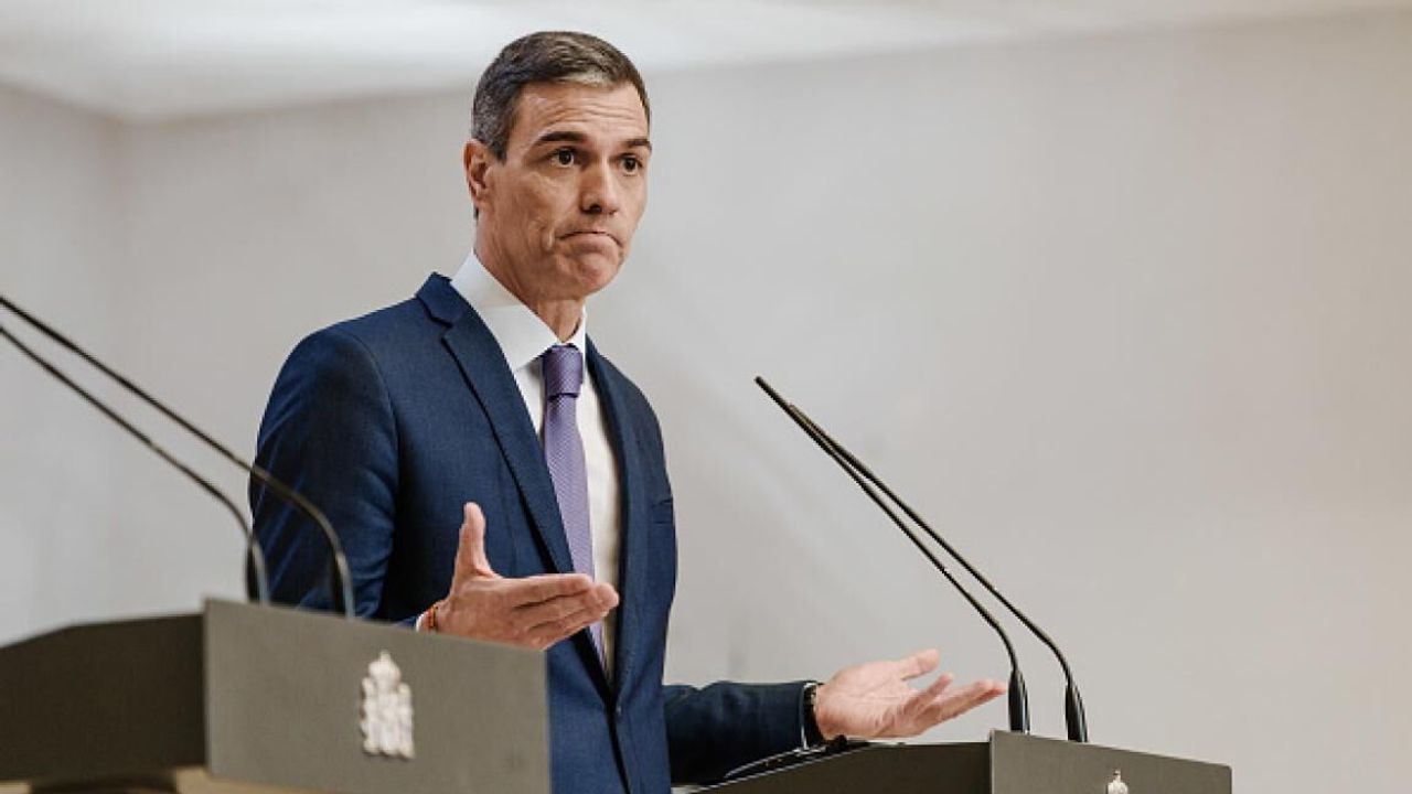 Utanmaz israilden İspanya lideri Sánchez’e savaş suçu davası