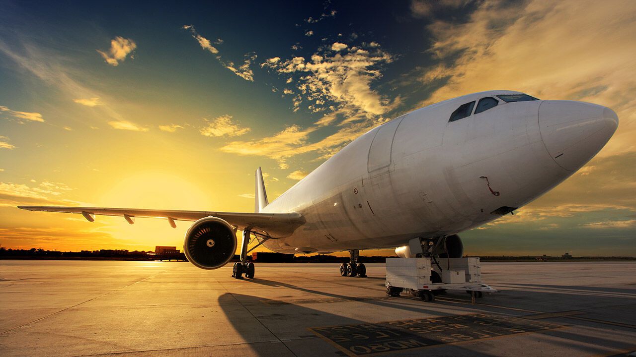 500'den fazla uçuş iptal! 20 bin kişi greve çıktı