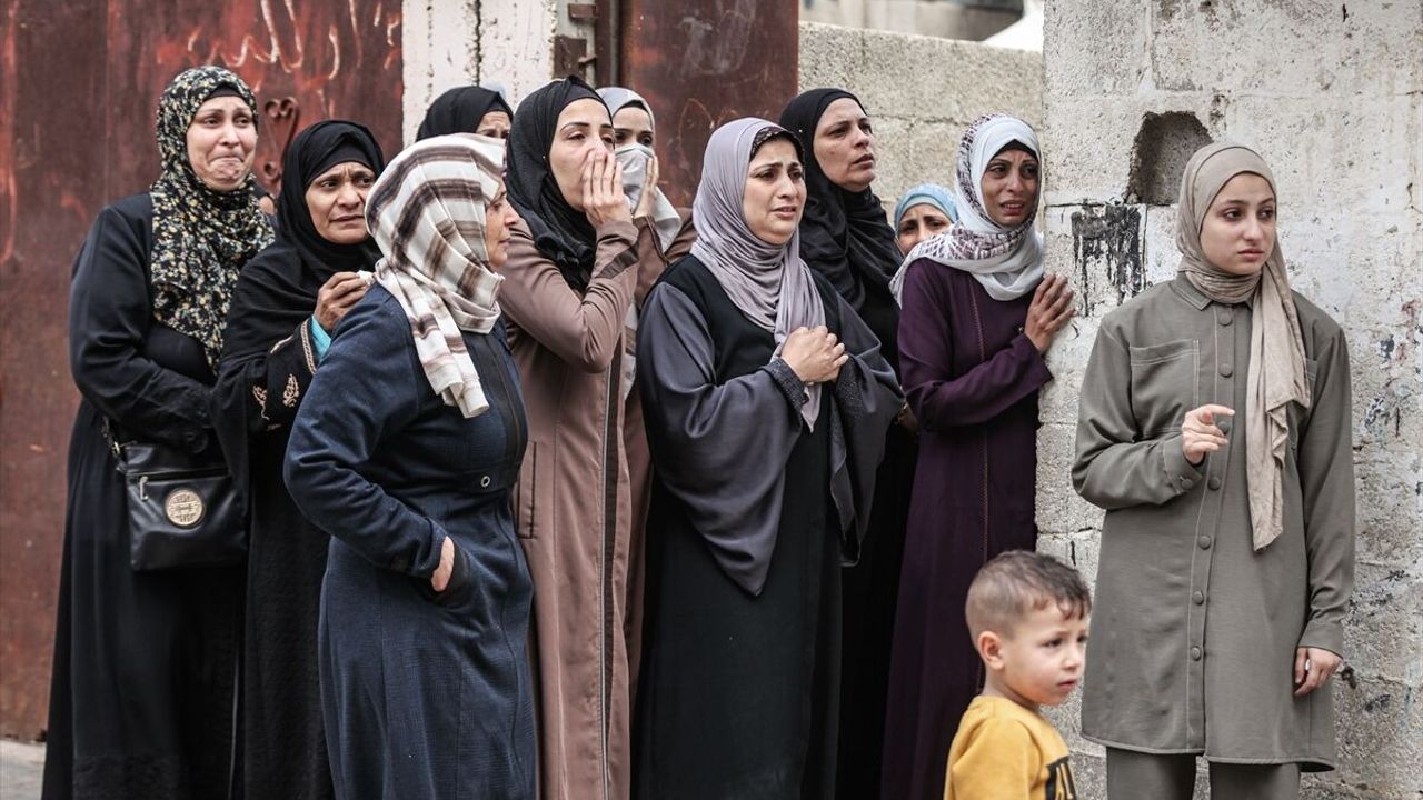 Ateşkes Sınıfta Kaldı: Gazze Gündemden Düşmesin!