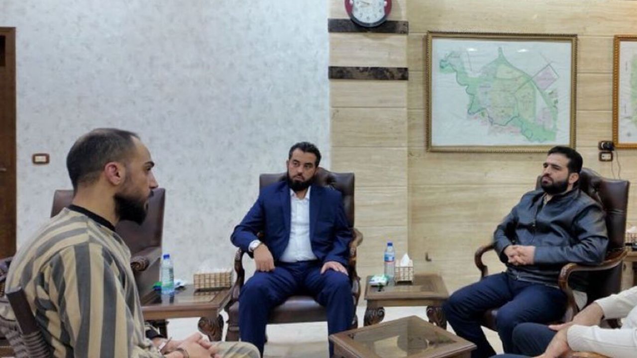 Suriye İçişleri Bakanı, Tedemun katliamı zanlısıyla yüzleşti