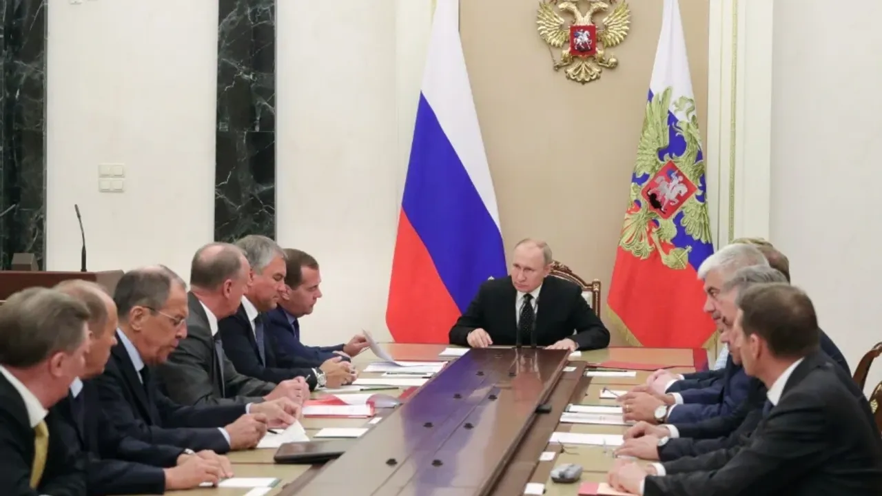 Rusya: ABD ve “israil”, İran’la yürütülen görüşmeleri kara harekatı için örtü olarak kullanabilir