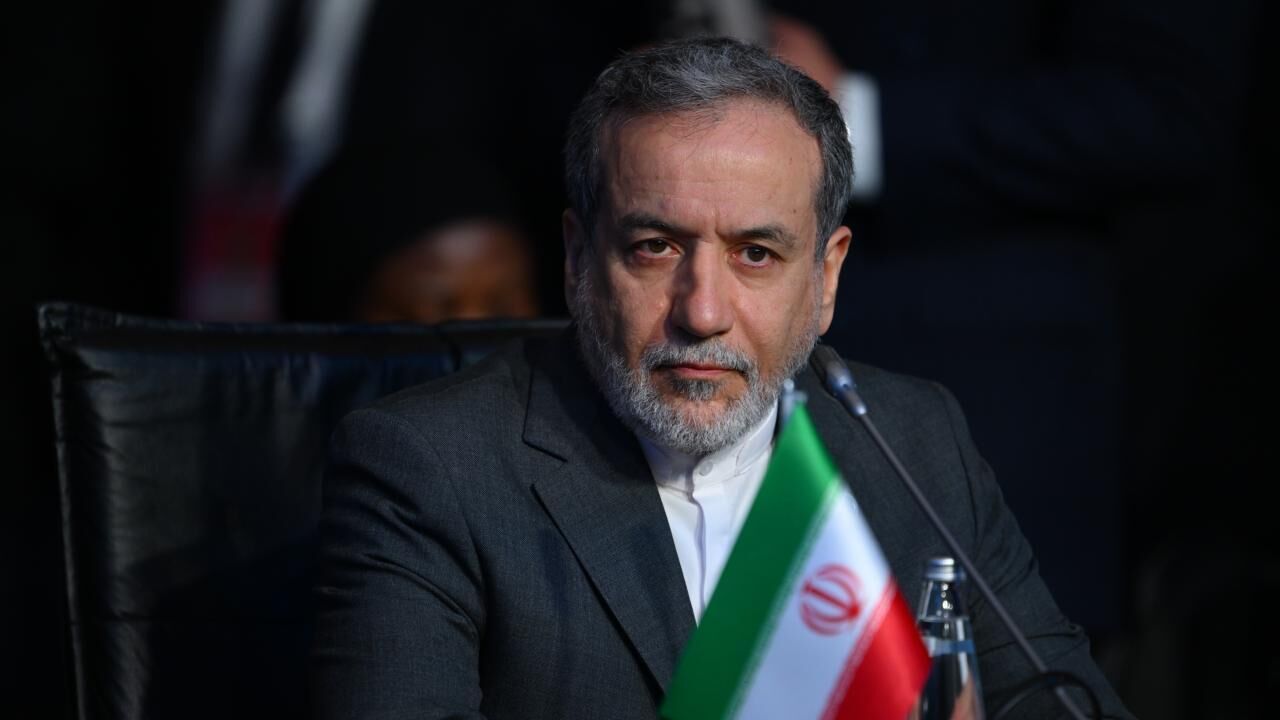 İran Dışişleri Bakanı Arakçi, Pakistan’a gitti!