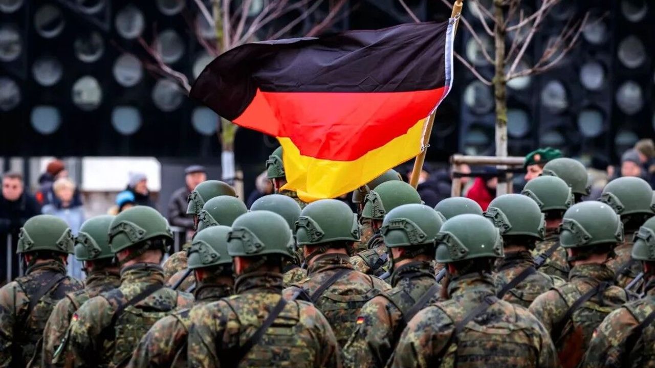 Avrupa'nın en iyisi olmak isteyen Alman ordusuna Rusya'dan tepki!