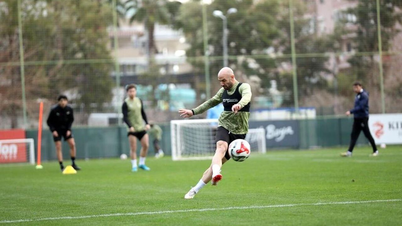 Beşiktaş, Türkiye Kupası'ndaki Alanyaspor maçının hazırlıklarına başladı