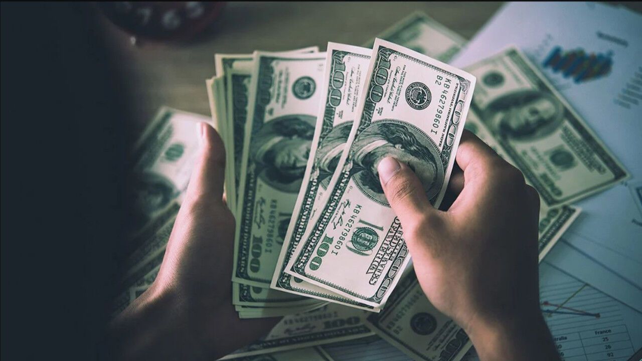 Dolarda yükseliş sürüyor