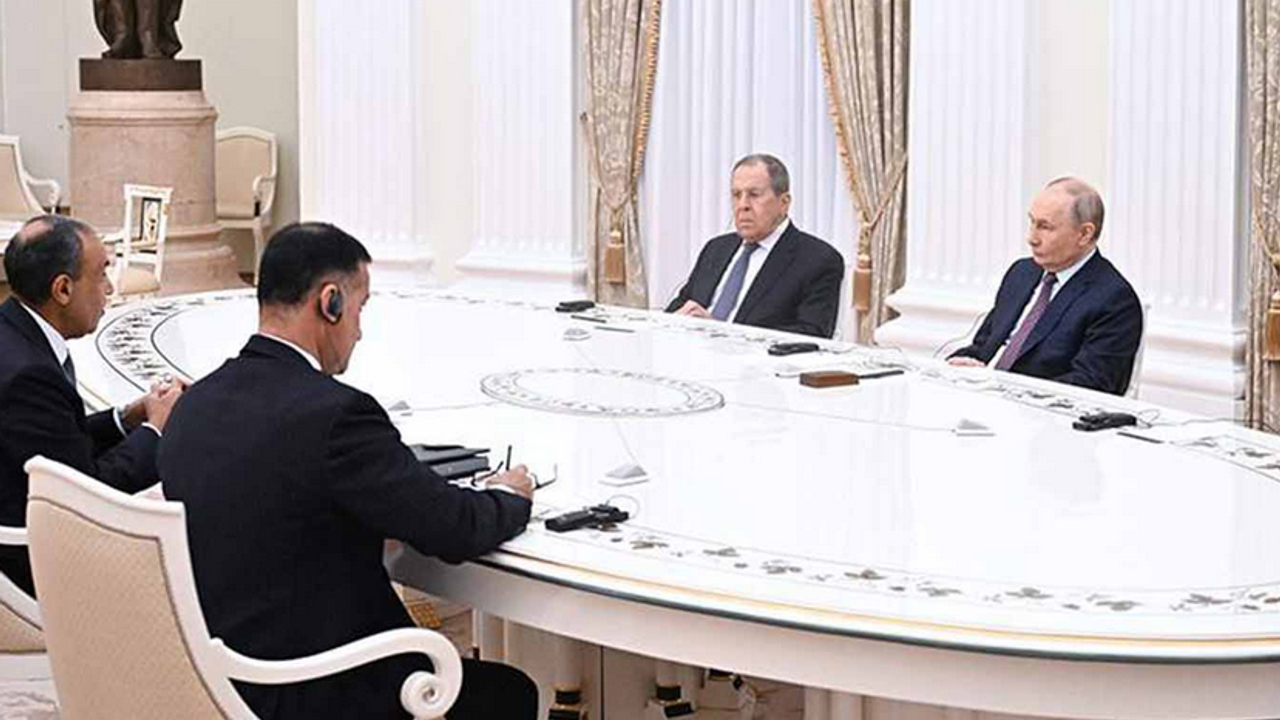 Putin, Mısır Dışişleri Bakanı ile görüştü