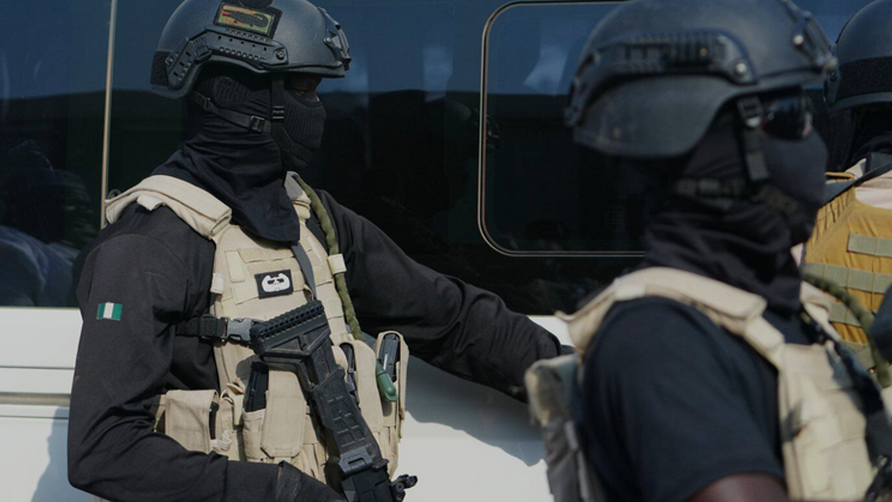 Afrika Ülkesinde Otobüs Basıldı: Öğrenciler Kaçırıldı!