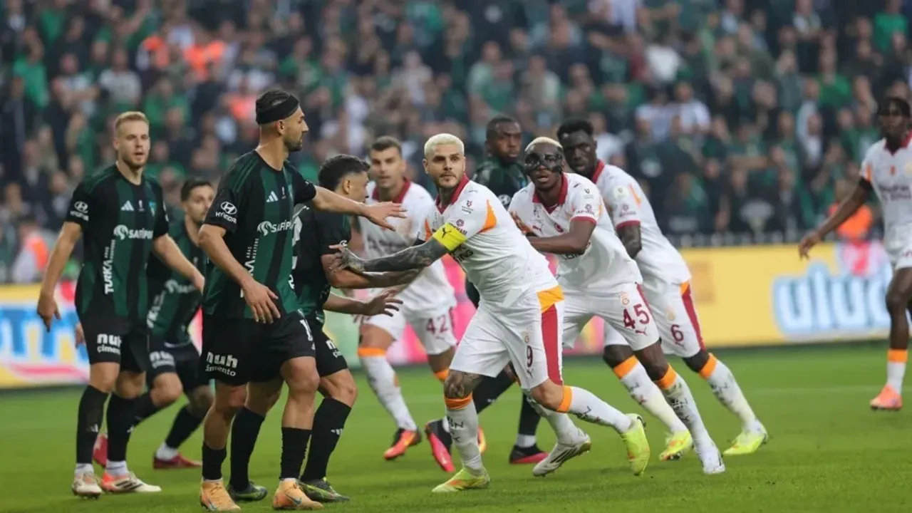 Galatasaray ve Kocaelispor karşı karşıya! İlk 11'ler belli oldu