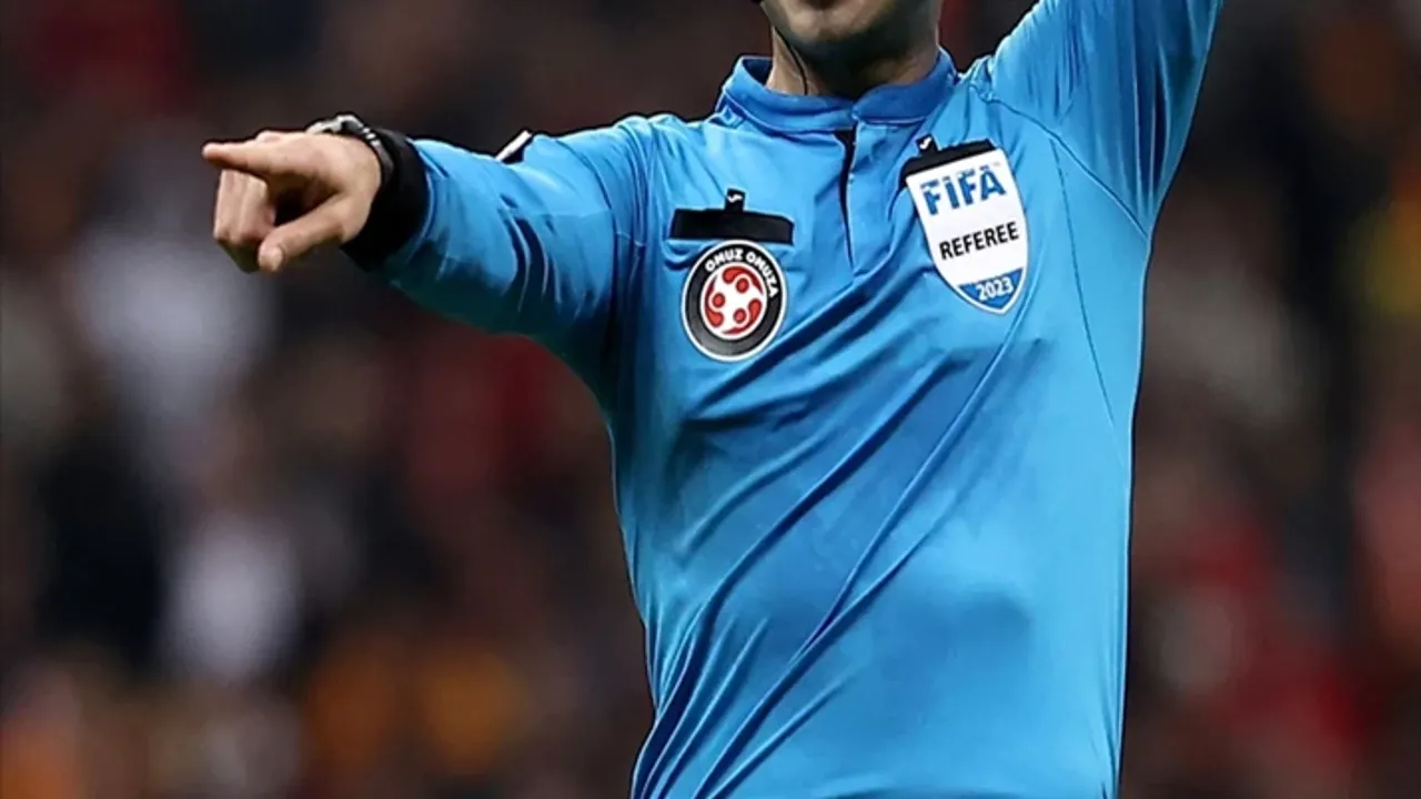 Süper Lig'de haftanın maçlarını yönetecek hakemler açıklandı