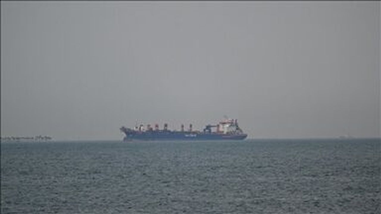 İran duyurdu: Bir tanker gemisi daha geçti