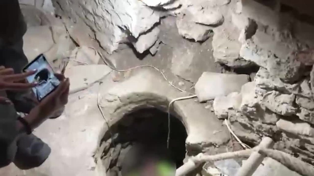 İstanbul'un göbeğindeki sit alanında define aradılar