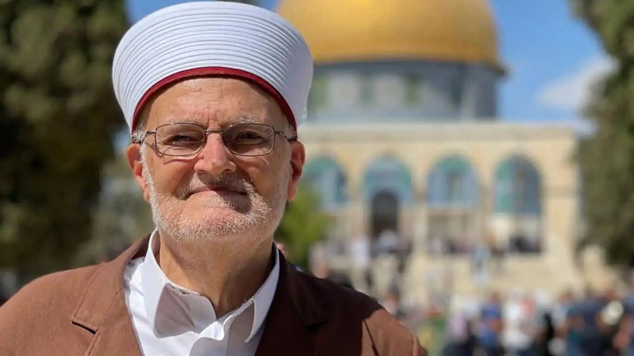 İşgalci rejim, Şeyh Sabri’nin Aksa’ya girişini engelledi!